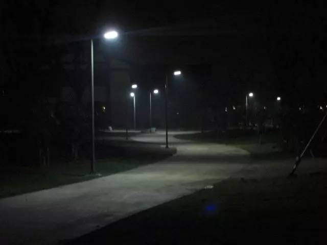 太陽(yáng)能路燈，太陽(yáng)能廠家，道路照明，戶外照明，照明燈具，太陽(yáng)能燈具，節(jié)能環(huán)保