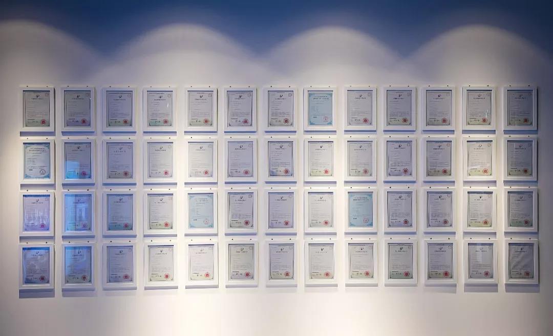 華為被美國封殺，靠什么突出重圍？