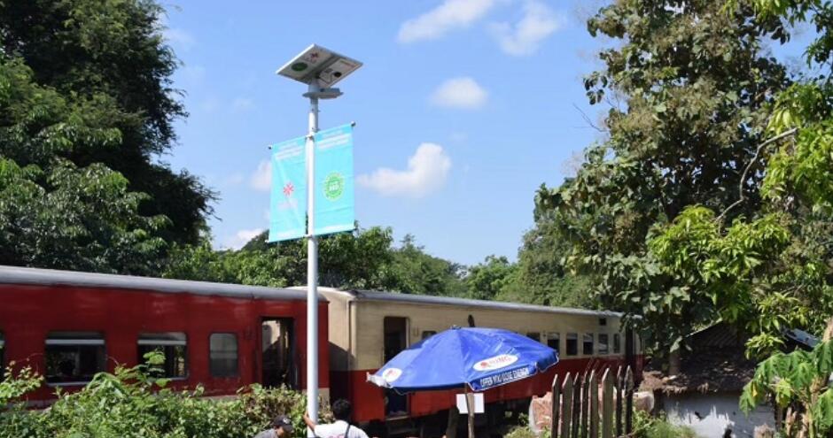 太陽(yáng)能路燈的二次光學(xué)原理